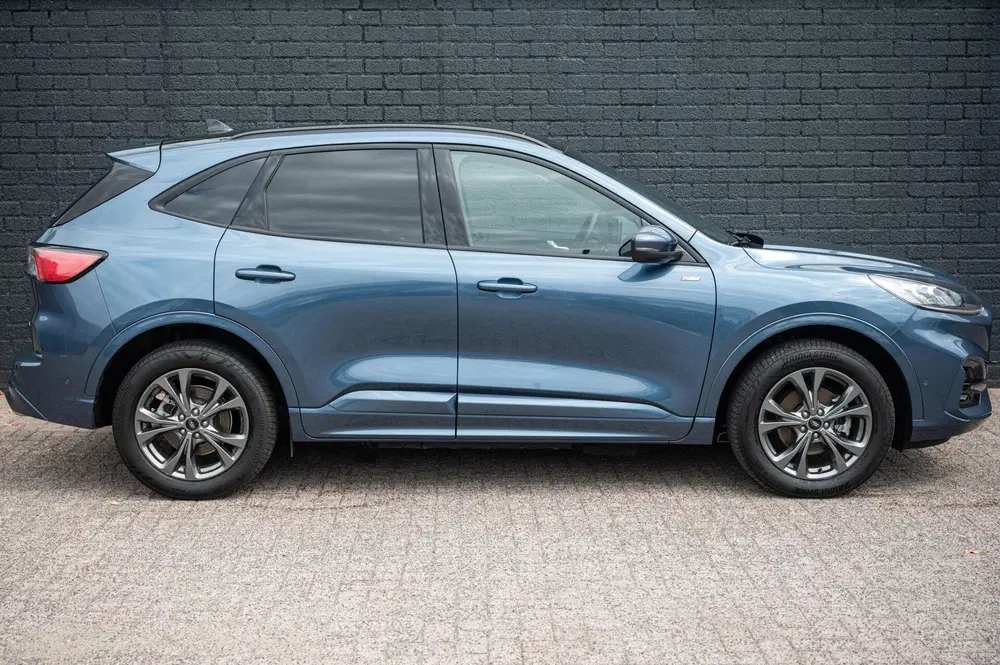 Ford Kuga 2.5 PHEV ST-Line X PANO TREKHAAK ADAPTIVE uit 2022, foto 9
