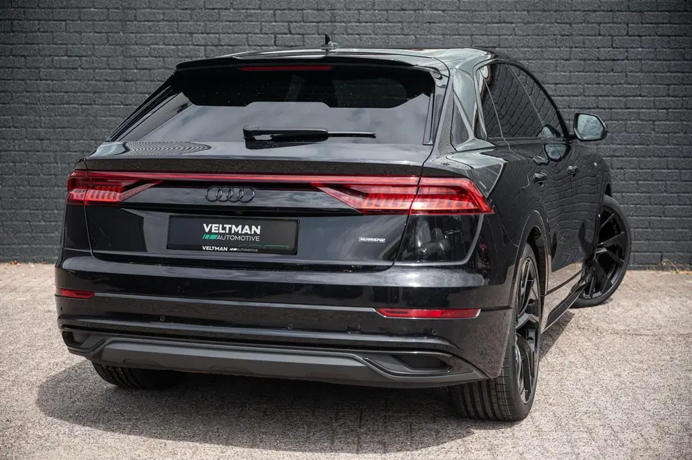 Audi Q8 55 TFSI e quattro S-Line B&O 23INCH RS SEA uit 2021, foto 8