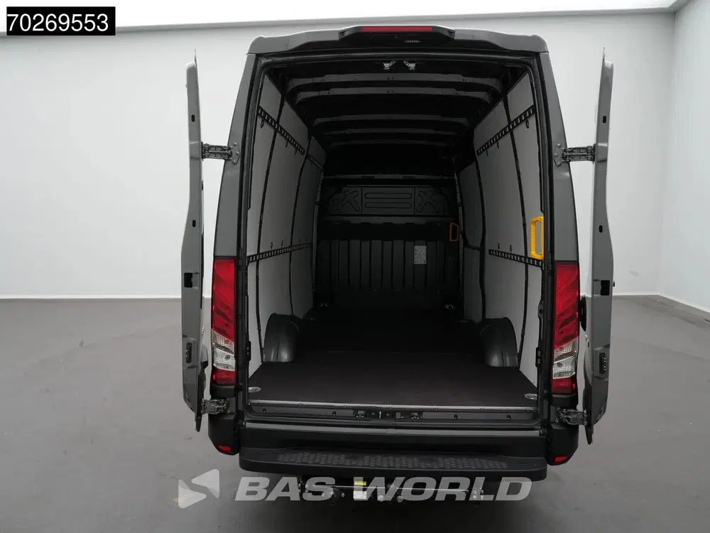 Iveco Daily BPM VRIJ 3.0L Automaat 210PK 3 uit 2024, foto 9