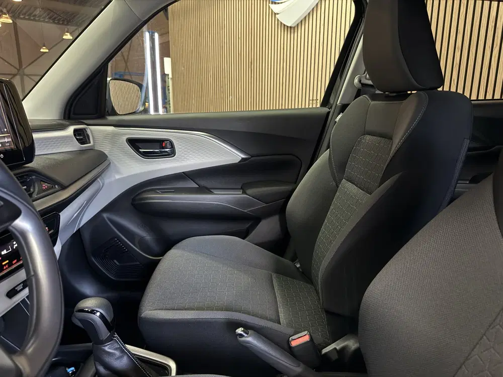 Suzuki Swift 1.2 Style Smart Hybrid uit 2024, foto 18