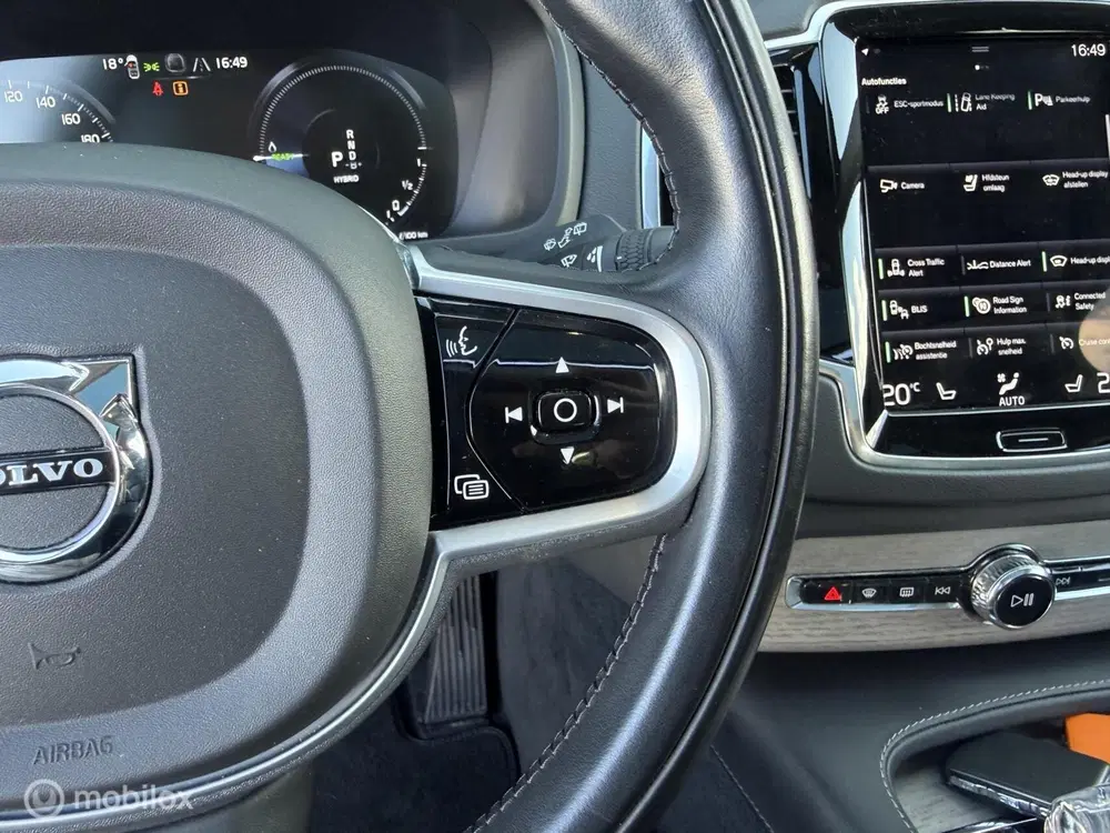 Volvo XC90 T8 Recharge AWD Inscription uit 2022, foto 17
