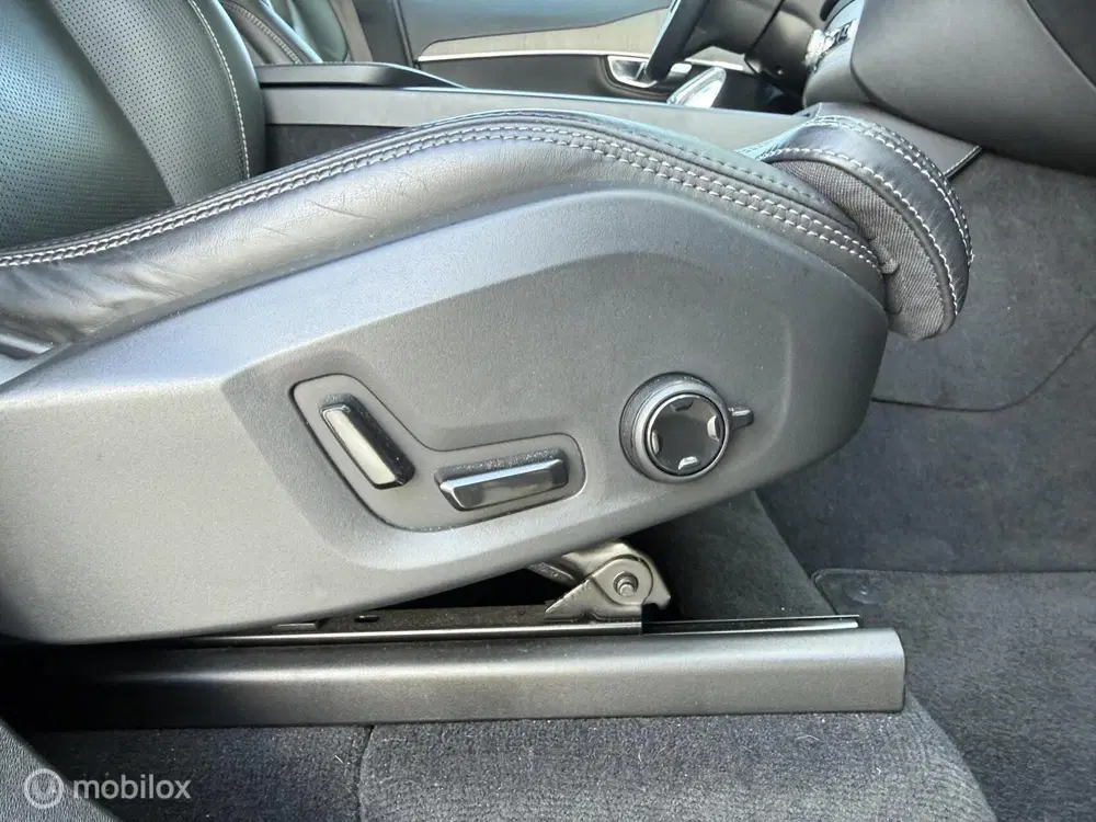 Volvo XC90 T8 Recharge AWD Inscription uit 2022, foto 9