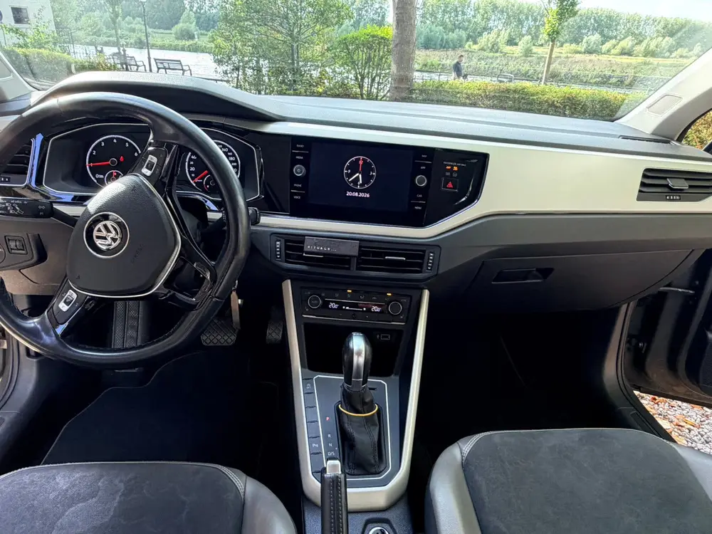 Volkswagen Polo 1.0 TSI 95pk 7-DSG 2019 Grijs HIGHLINE uit 2019, foto 4