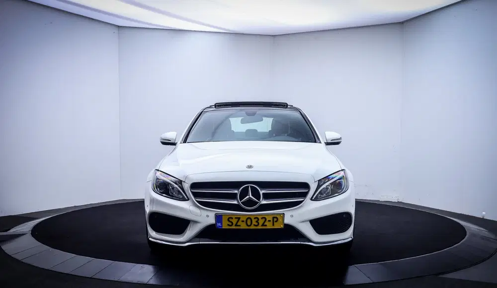 Mercedes-Benz C-Klasse 180CDI Aut. SPORT EDITION SCHUIFD. uit 2019, foto 2