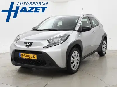 Toyota Aygo X 1.0 VVT-i MT PLAY + ADAPTIVE CRUISE uit 2022