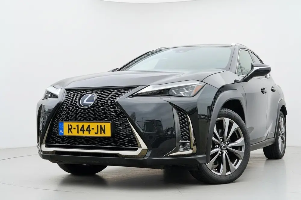 Lexus UX 250h F Sport Line ADAP CRUISE NAV CAMERA uit 2020, foto 2