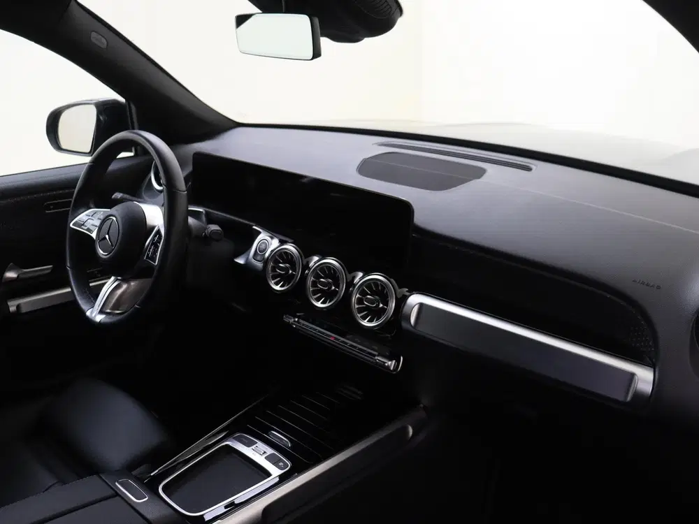 Mercedes-Benz GLB 180 Luxury Line uit 2024, foto 11