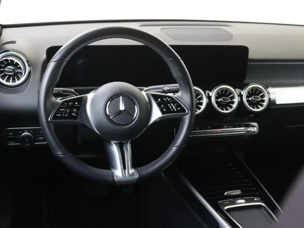 Mercedes-Benz GLB 180 Luxury Line uit 2024, foto 13