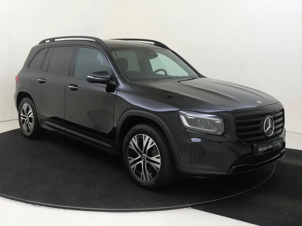 Mercedes-Benz GLB 180 Luxury Line uit 2024, foto 2
