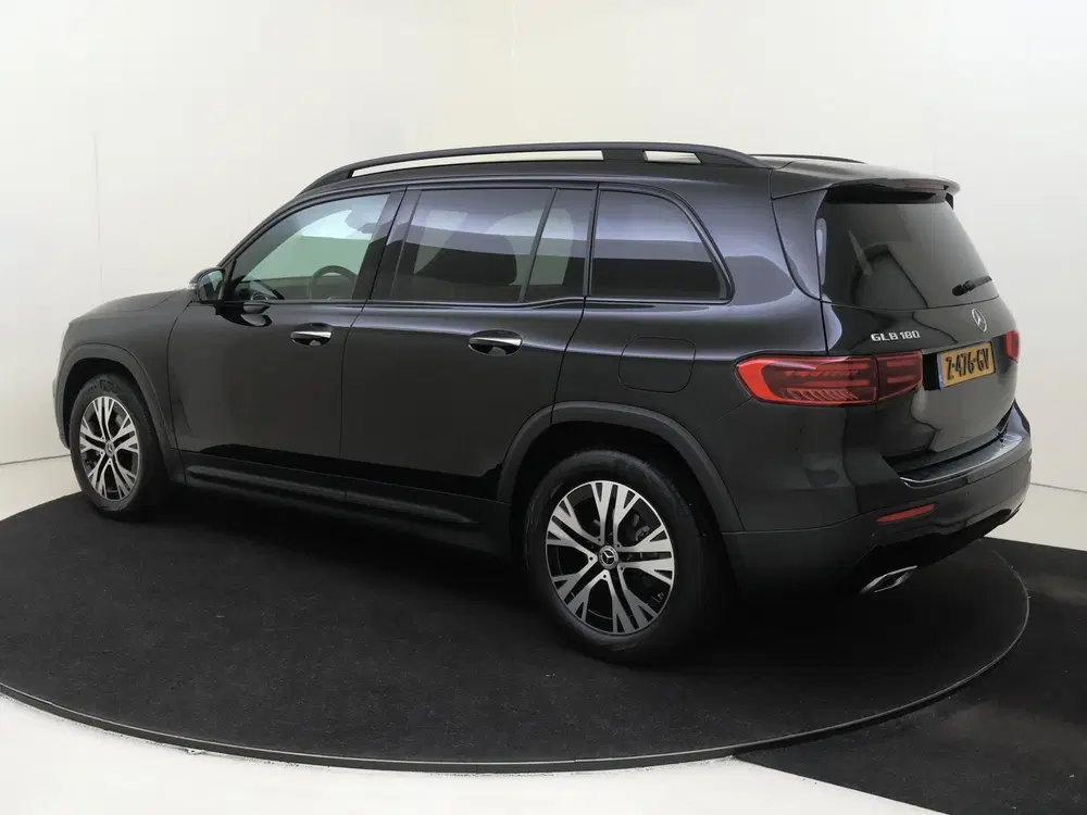 Mercedes-Benz GLB 180 Luxury Line uit 2024, foto 3