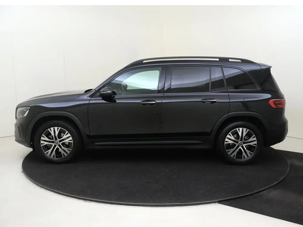 Mercedes-Benz GLB 180 Luxury Line uit 2024, foto 8