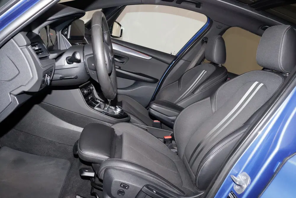 BMW 2-serie 2 Serie Gran Tourer 220iA 7p M-SPORT PANO uit 2019, foto 10