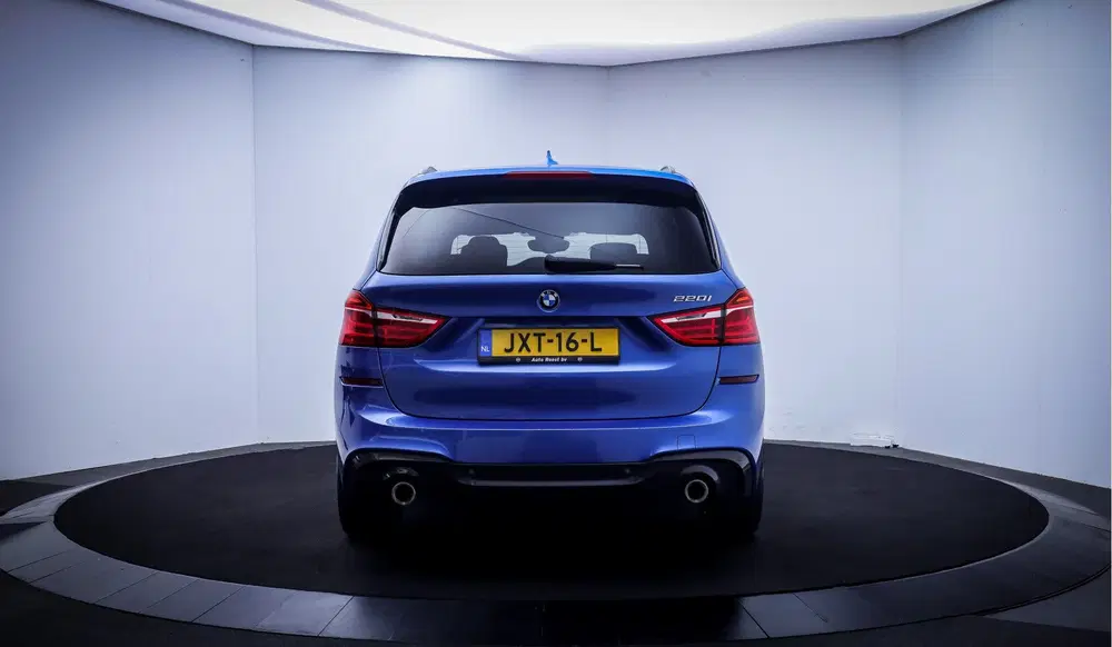 BMW 2-serie 2 Serie Gran Tourer 220iA 7p M-SPORT PANO uit 2019, foto 6