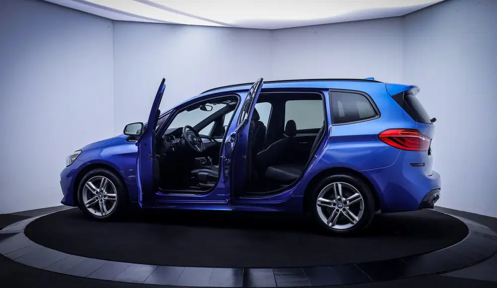 BMW 2-serie 2 Serie Gran Tourer 220iA 7p M-SPORT PANO uit 2019, foto 9