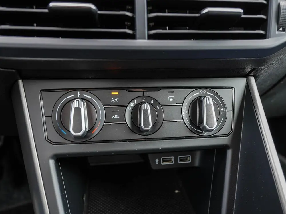Volkswagen Polo 1.0 TSI 95pk Comfortline Business | Navigati uit 2019, foto 8