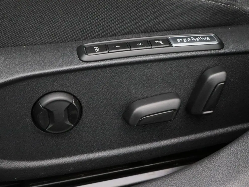 Volkswagen Golf 1.5 eTSi 150 Pk Automaat Style | Adaptive Cr uit 2020, foto 20