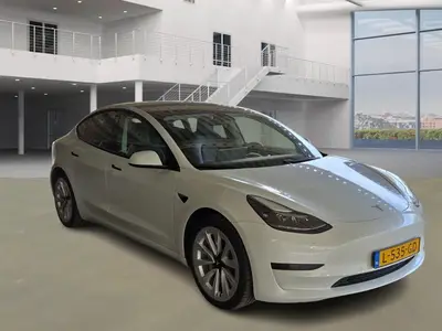Tesla Model 3 uit 2021