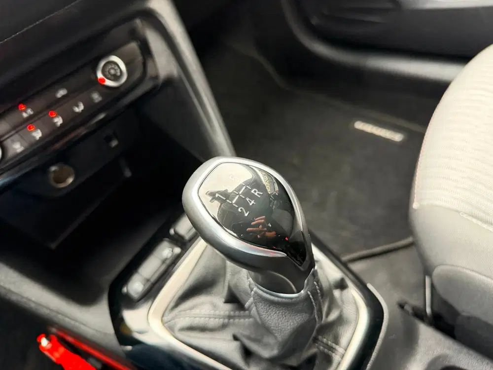 Opel Corsa 1.2 Airco uit 2023, foto 18