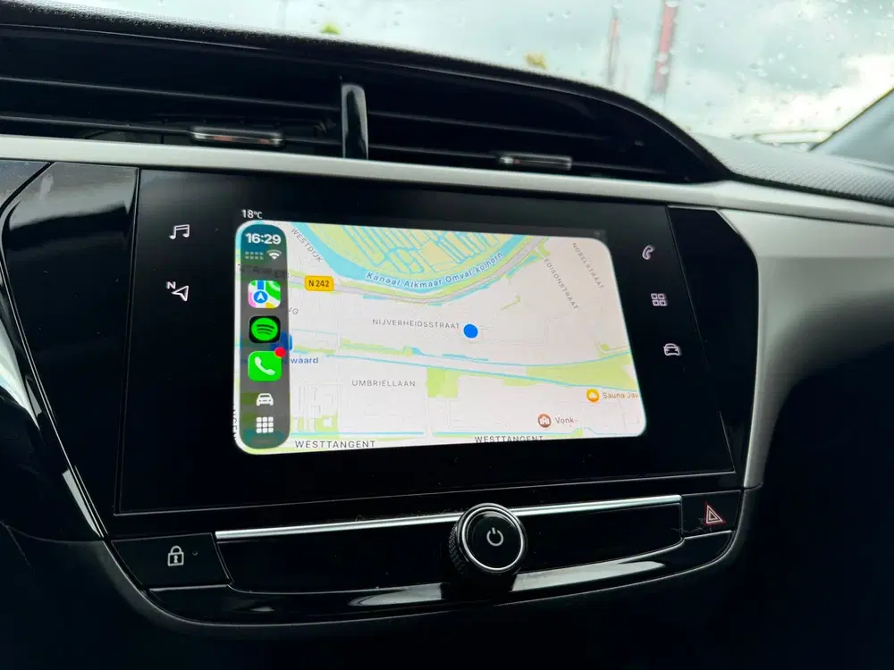 Opel Corsa 1.2 Airco uit 2023, foto 3