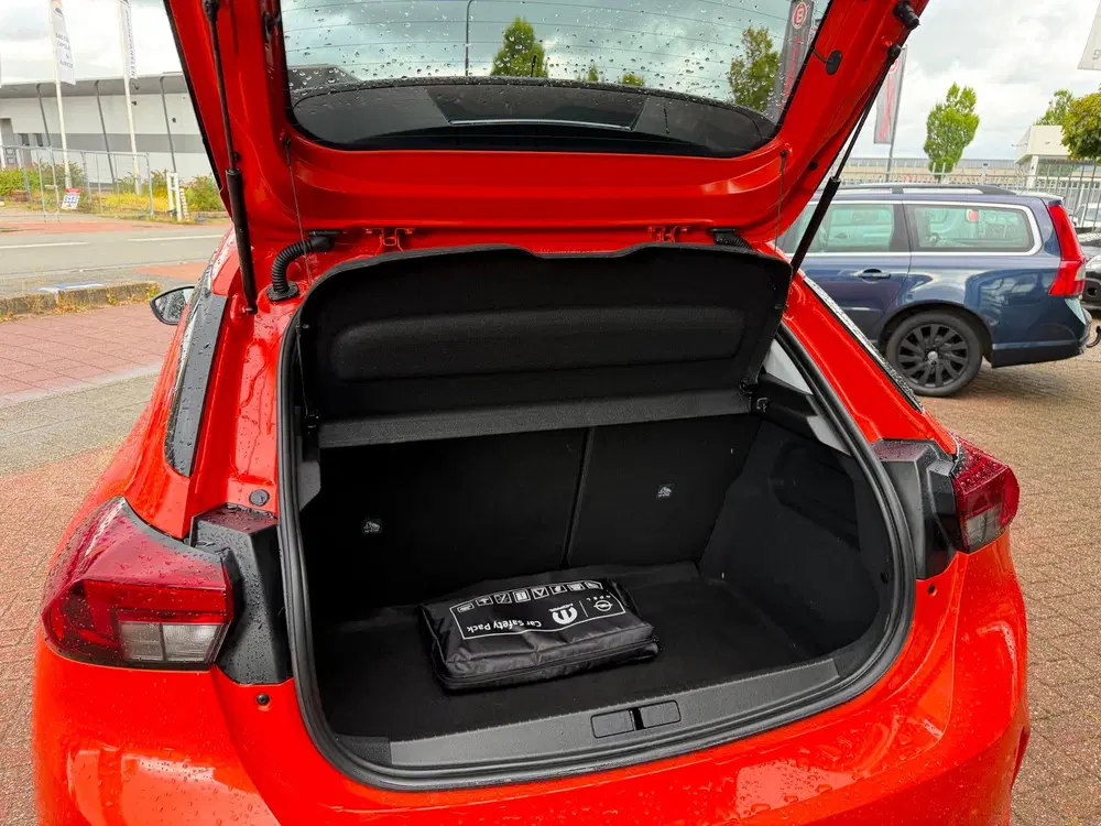 Opel Corsa 1.2 Airco uit 2023, foto 9