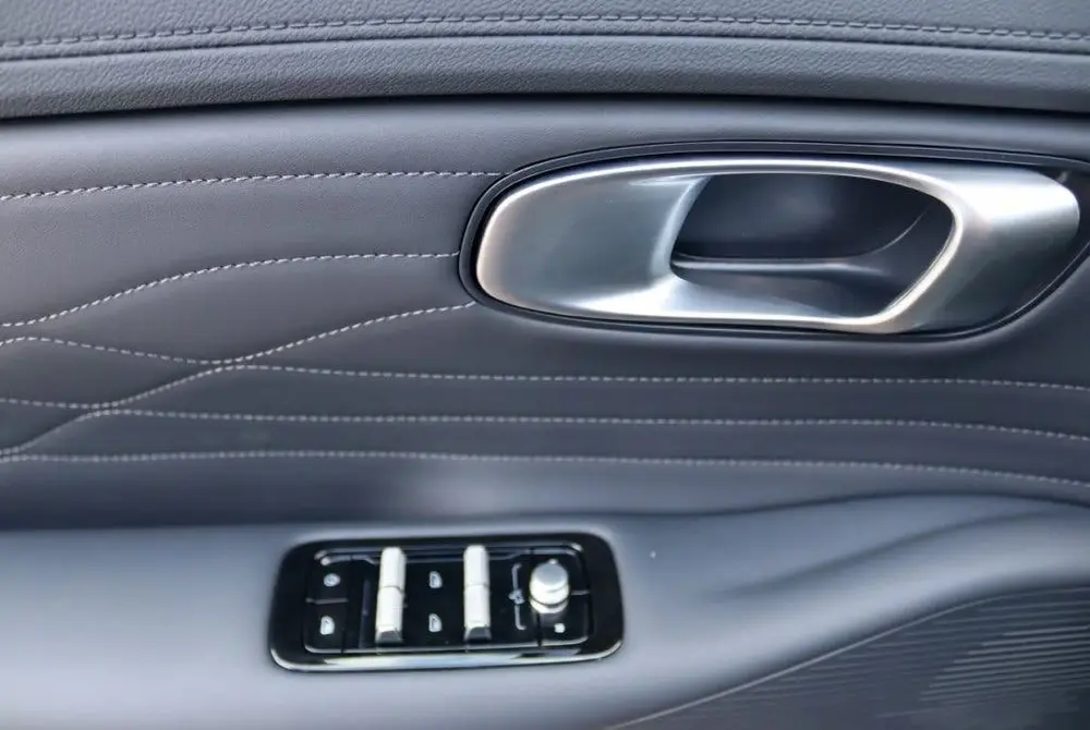 Geely Starray EM-i EM-I PRO PLUG-IN 83KM Elektrisch l 360 Cam uit 2026, foto 12