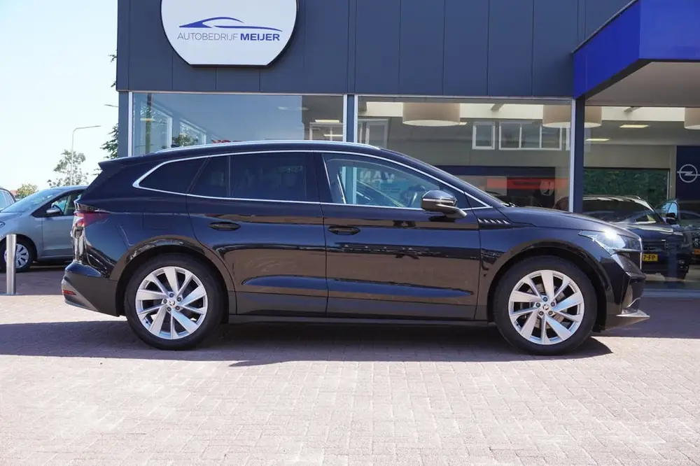 Skoda Enyaq iV 60 Automaat | Navigatie | 19 inch | CarPlay | uit 2021, foto 3