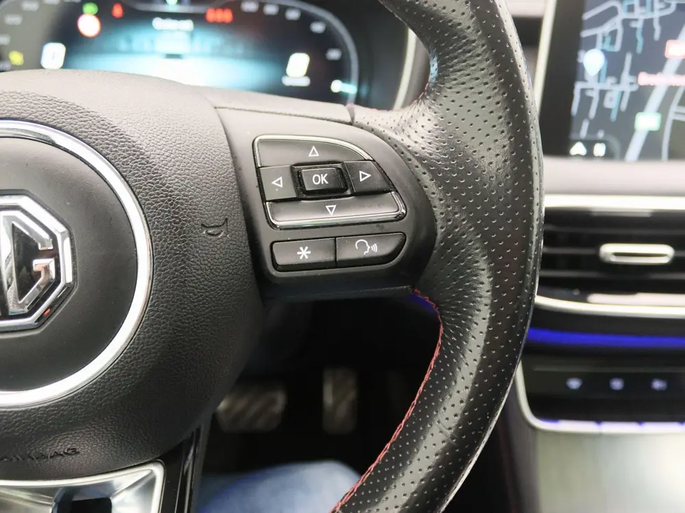 MG EHS 1.5 TGDI Luxury | Apple Carplay/Android Auto | Panora uit 2022, foto 18