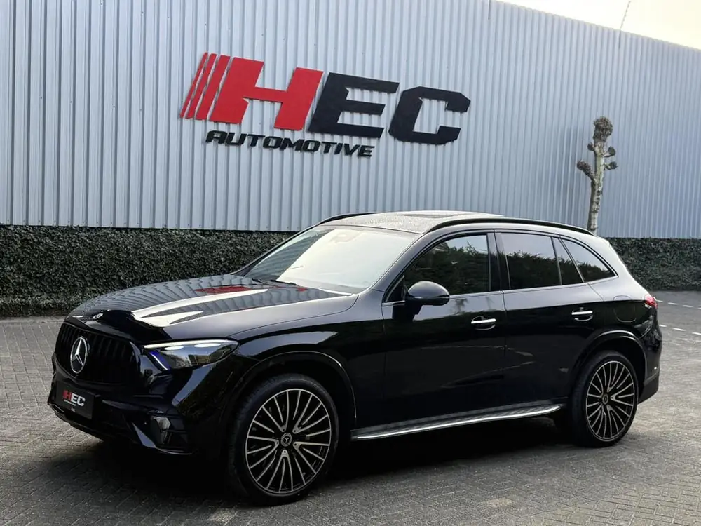 Mercedes-Benz GLC Mercedes GLC 300e 4MATIC AMG Pano|Memory|360 uit 2023