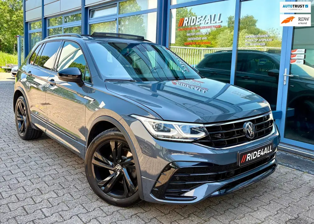 Volkswagen Tiguan 1.5 TSI 3x R-LINE/PANO/CARPLAY/CAMERA uit 2021