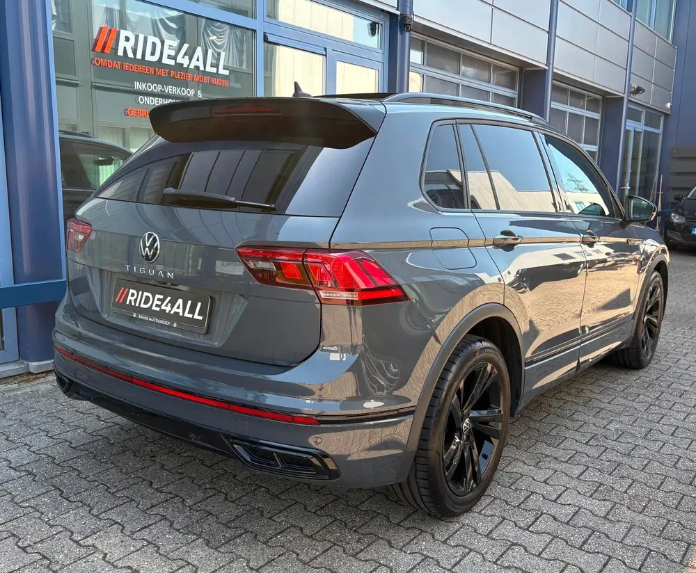 Volkswagen Tiguan 1.5 TSI 3x R-LINE/PANO/CARPLAY/CAMERA uit 2021, foto 7