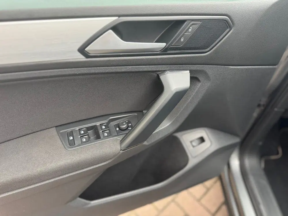 Volkswagen TIGUAN 1.5 TSI LIFE BNS / LPG G3 / NAVI / R-LINE uit 2020, foto 13