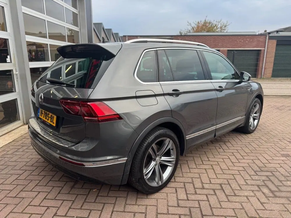 Volkswagen TIGUAN 1.5 TSI LIFE BNS / LPG G3 / NAVI / R-LINE uit 2020, foto 4