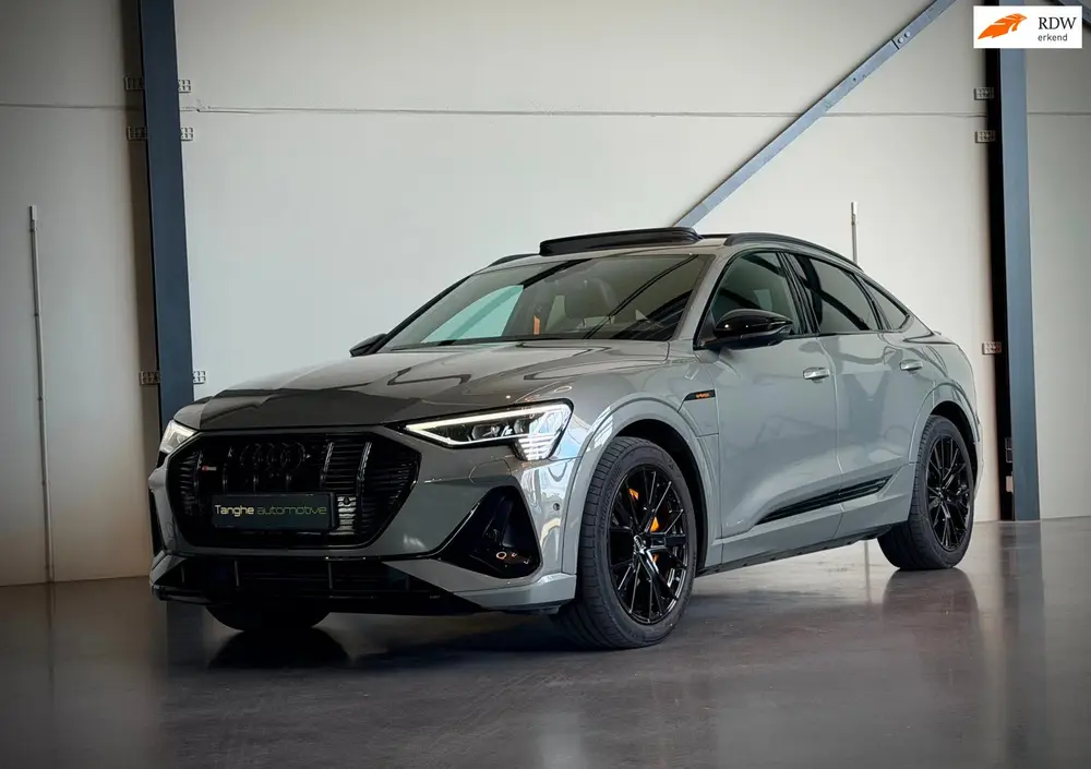 Audi e-tron 55 Black Ed uit 2022
