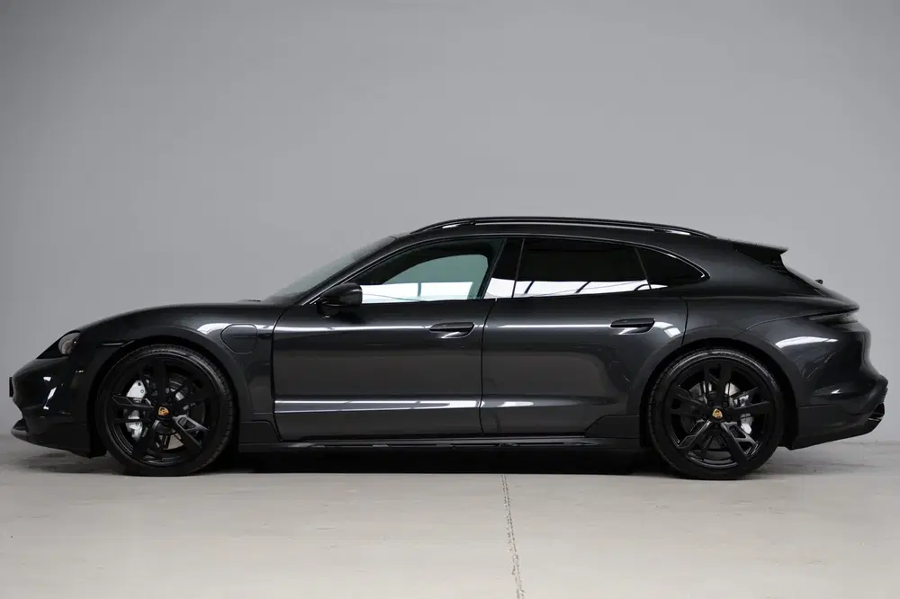 Porsche Taycan Turbo 93 kWh uit 2024, foto 6