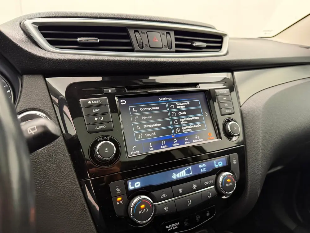 Nissan Qashqai 1.3 DIG-T N-Connecta | Trekhaak | Panodak | C uit 2019, foto 20
