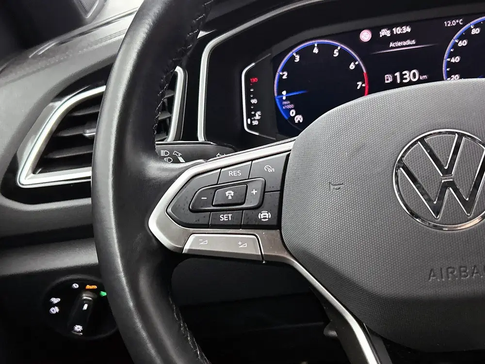 Volkswagen T-Roc 1.0 TSI R-Line | Camera | CarPlay | Adaptiv uit 2024, foto 20