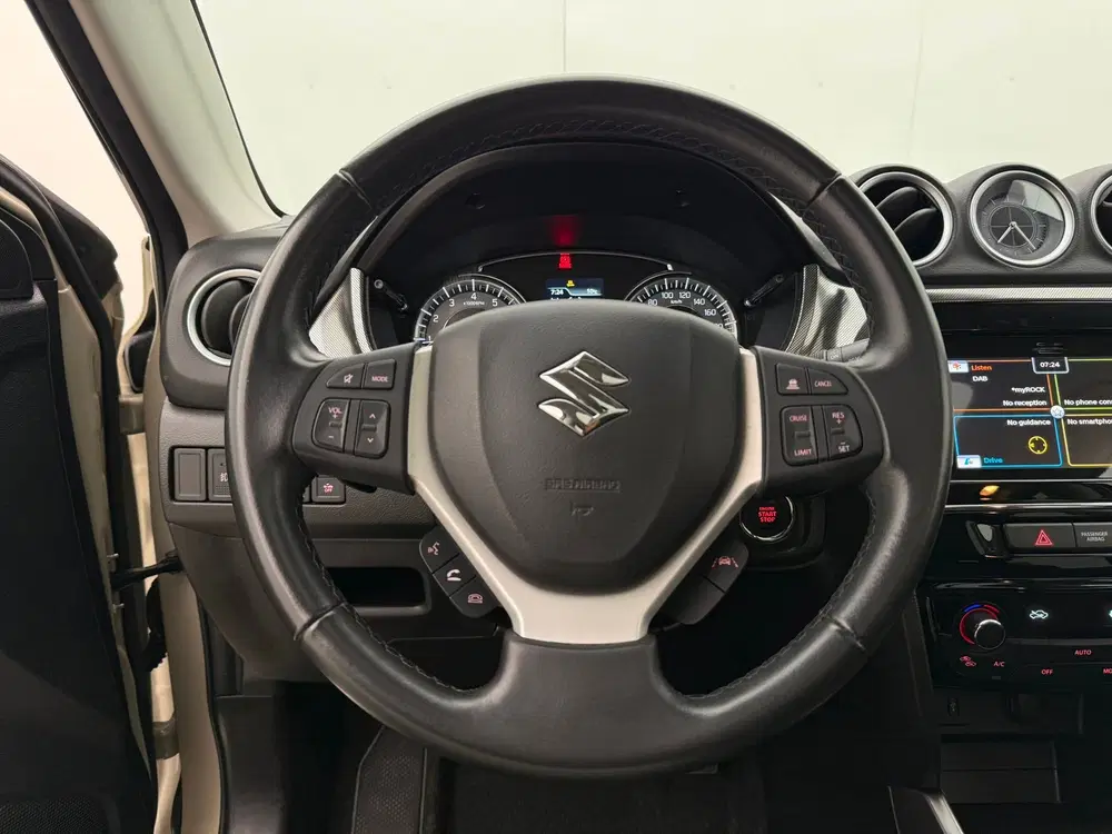 Suzuki Vitara 1.4 Boosterjet Style Smart Hybrid uit 2021, foto 13