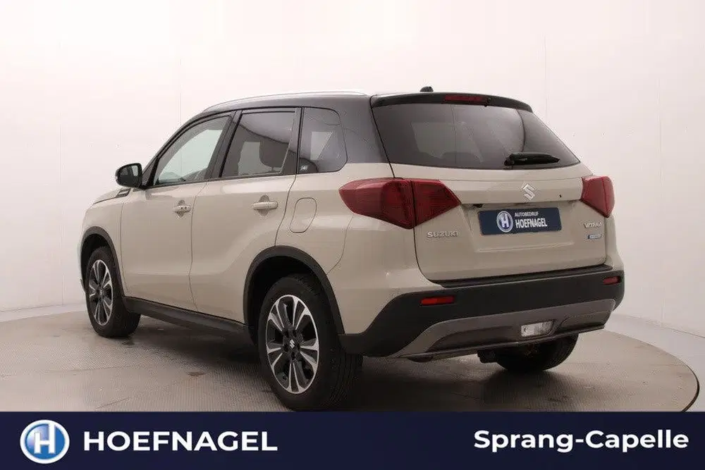 Suzuki Vitara 1.4 Boosterjet Style Smart Hybrid uit 2021, foto 3