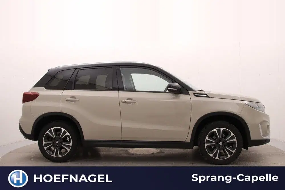 Suzuki Vitara 1.4 Boosterjet Style Smart Hybrid uit 2021, foto 7