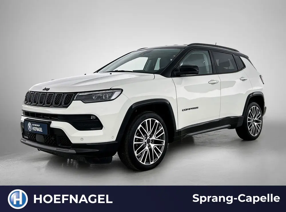Jeep Compass 1.5T e-Hybrid Summit uit 2025