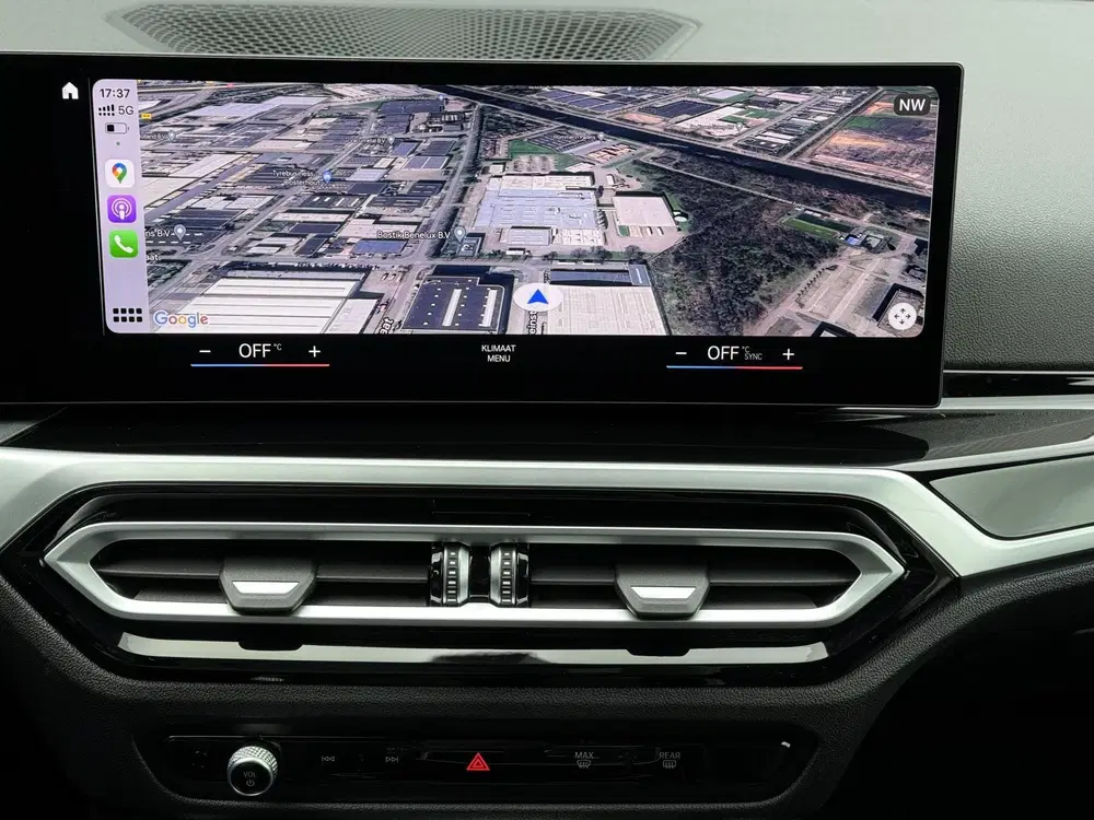 BMW i4 eDrive35 High Executive 70 kWh SPORT LINE uit 2023, foto 11