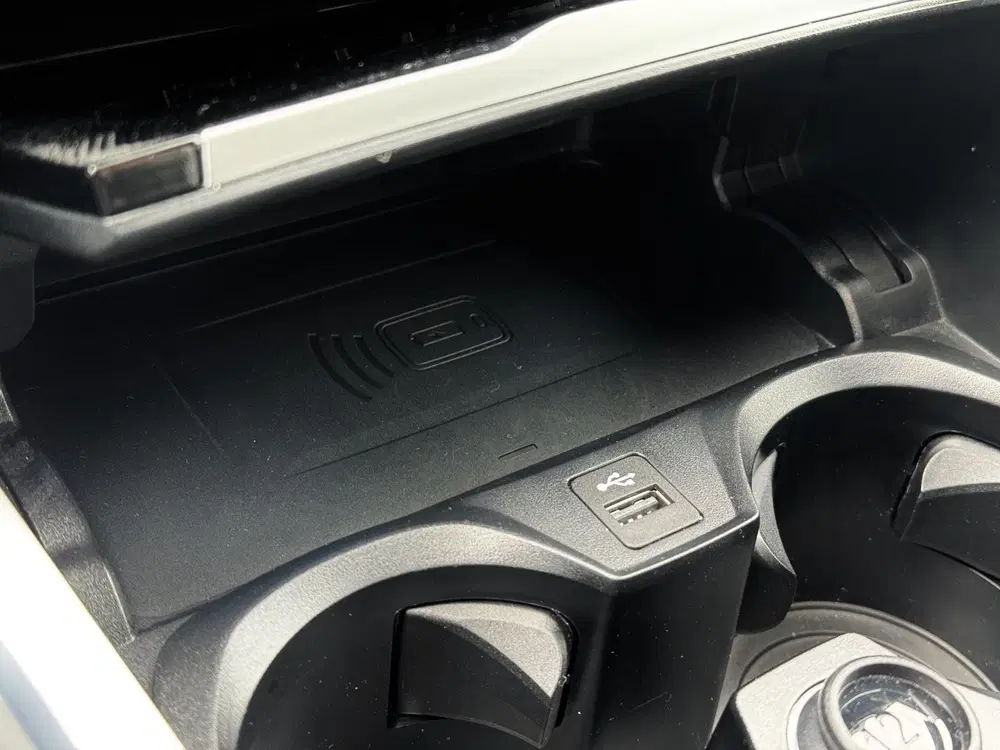 BMW i4 eDrive35 High Executive 70 kWh SPORT LINE uit 2023, foto 14