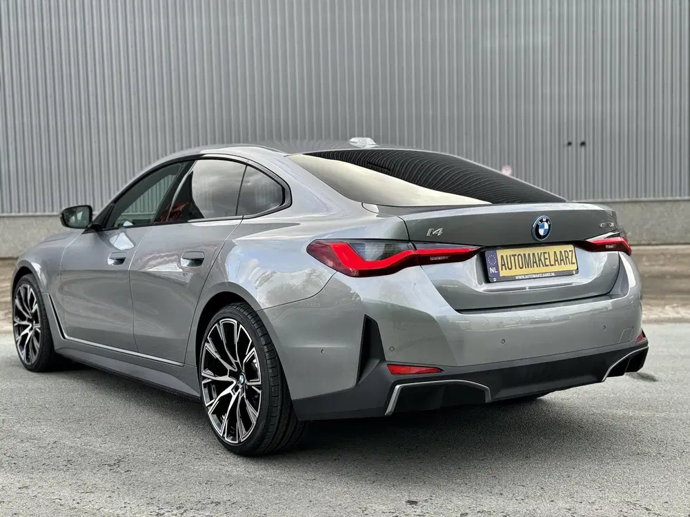 BMW i4 eDrive35 High Executive 70 kWh SPORT LINE uit 2023, foto 7
