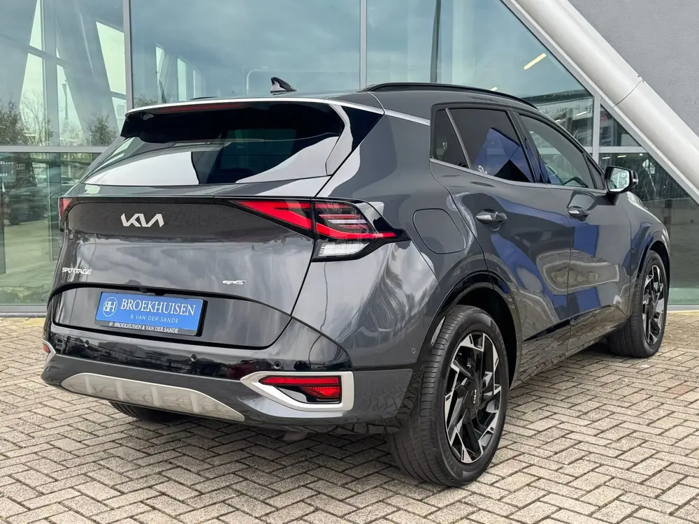 Kia Sportage 1.6 T-GDi Plug-in Hybrid AWD GT-Line 265pk uit 2022, foto 2