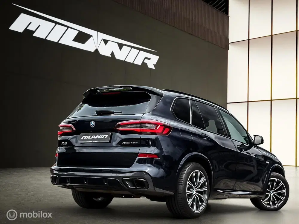 BMW X5 xDrive45e M-Sport uit 2022, foto 2