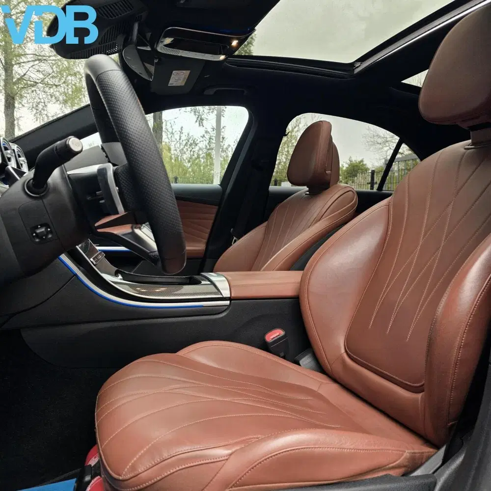 Mercedes-Benz C-Klasse C180 AMG PANO 360 MEMORY BURMESTER VOL uit 2021, foto 17