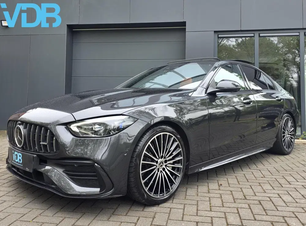 Mercedes-Benz C-Klasse C180 AMG PANO 360 MEMORY BURMESTER VOL uit 2021, foto 4