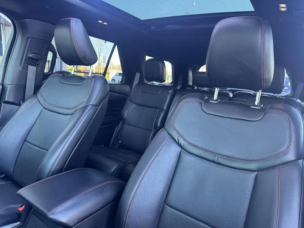 Ford Explorer 3.0 V6 EcoBoost PHEV ST-Line 457pk Panoram uit 2021, foto 12