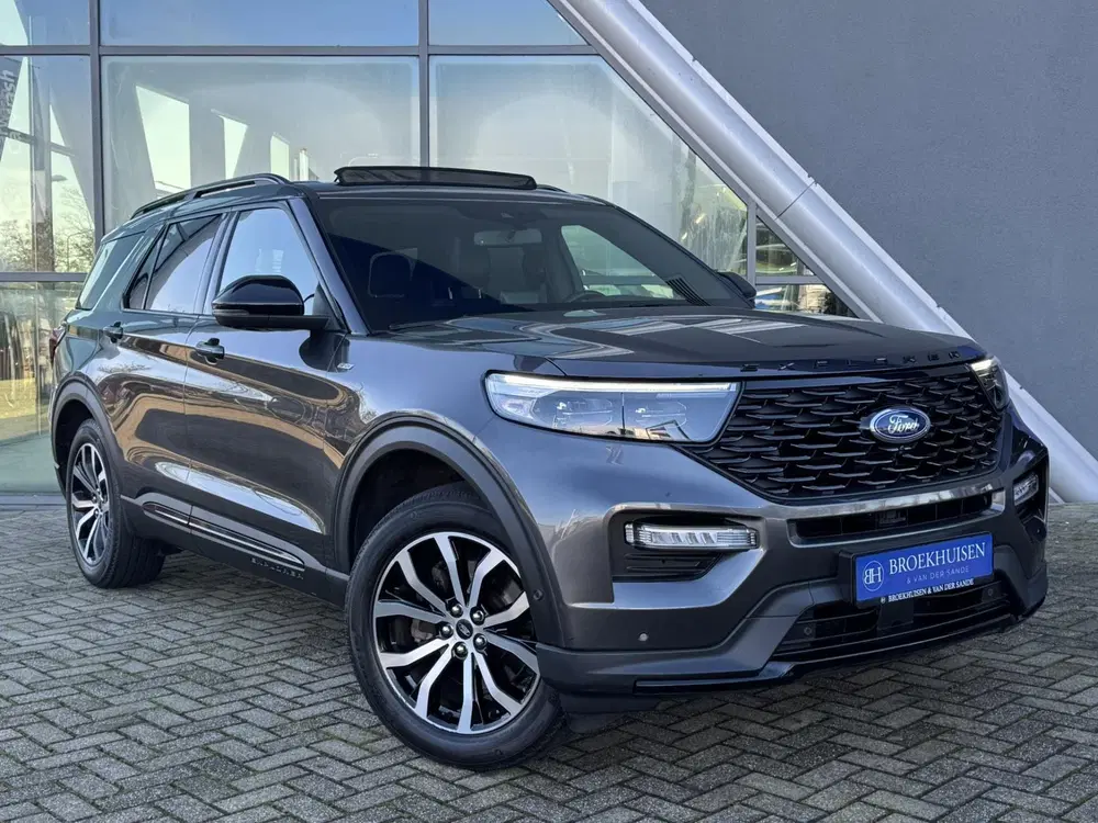 Ford Explorer 3.0 V6 EcoBoost PHEV ST-Line 457pk Panoram uit 2021, foto 3