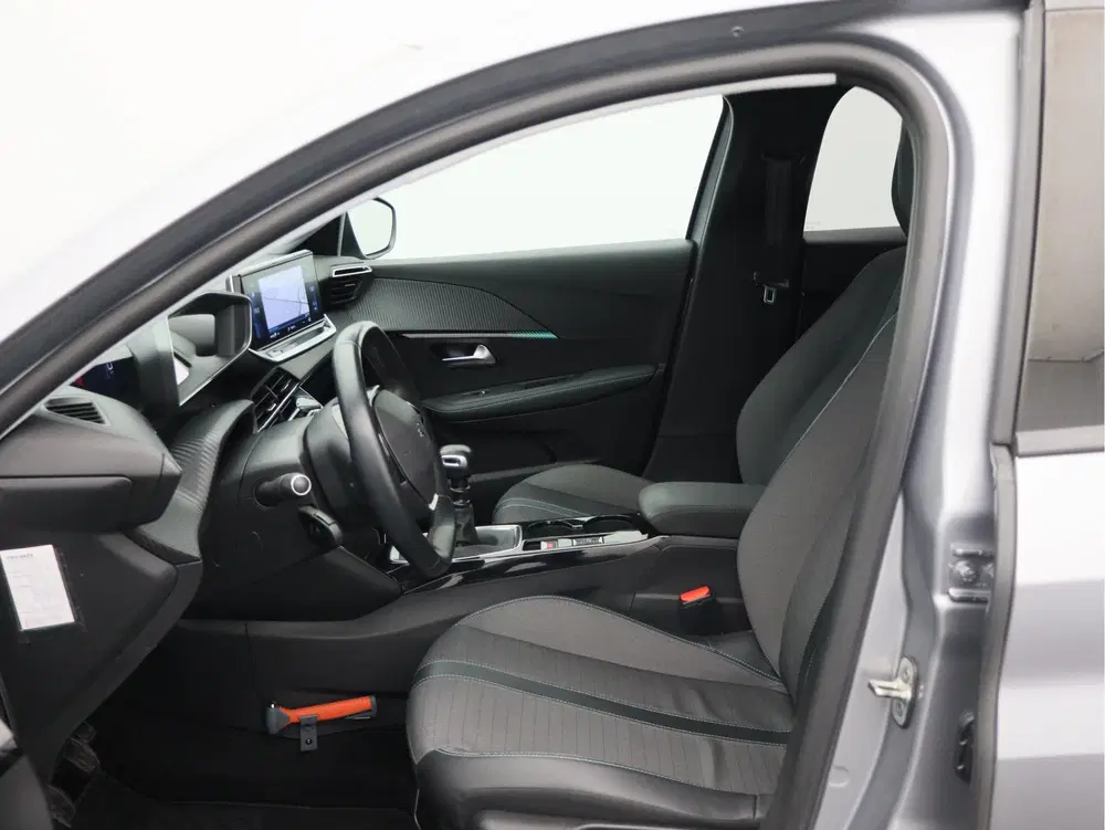Peugeot 208 1.2 PureTech Allure Pack uit 2021, foto 11